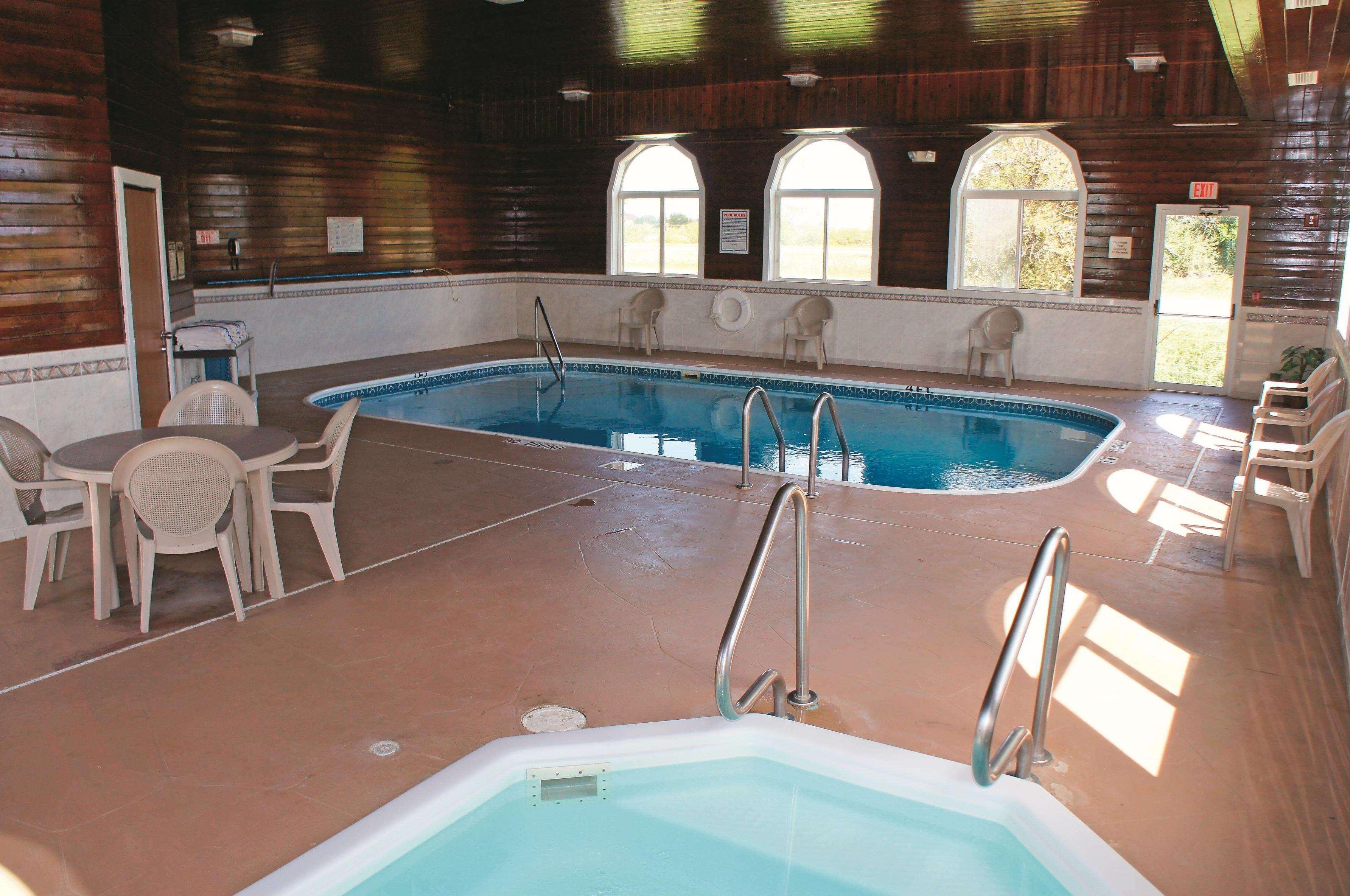 La Quinta Inn & Suites By Wyndham Peru Starved Rock St Park Εξωτερικό φωτογραφία